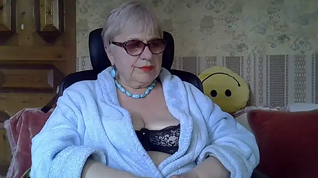 SweetCherry27 online show from May 1, 2026, 4:12 pm