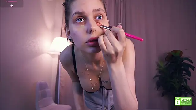 SofyBruno online show from October 13, 2025, 6:26 am