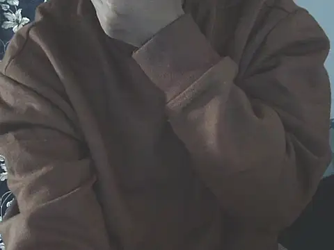 Supriya201 online show from November 4, 2025, 7:34 am