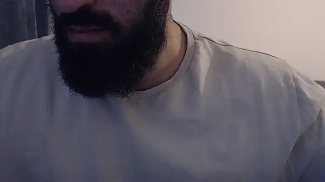 hugemachohandsome online show from October 26, 2025, 8:48 am