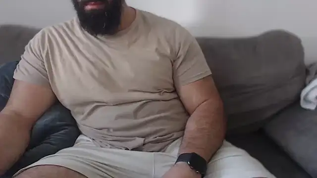 Snapshot of hugemachohandsome chatting on July 19, 2026, 6:11 am hugemachohandsome online show from July 19, 2026, 6:11 am