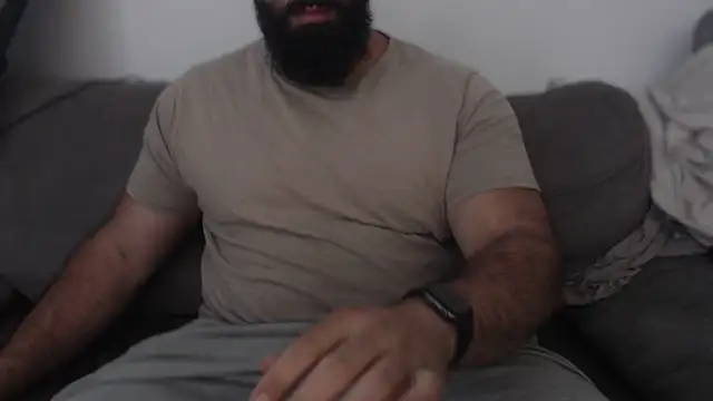 Snapshot of hugemachohandsome chatting on June 24, 2026, 6:23 am hugemachohandsome online show from June 24, 2026, 6:23 am
