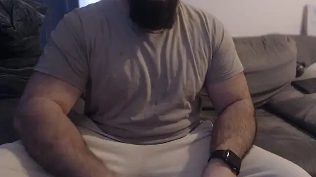 Snapshot of hugemachohandsome chatting on February 11, 2026, 8:14 am hugemachohandsome online show from February 11, 2026, 8:14 am