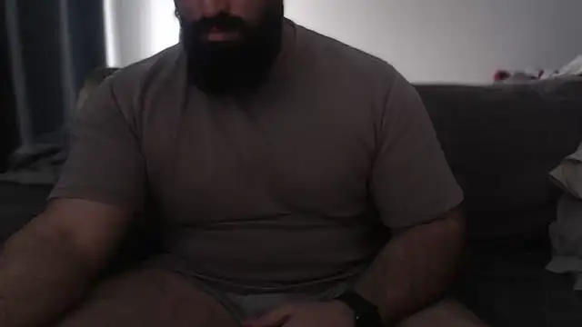 Snapshot of hugemachohandsome chatting on February 18, 2026, 4:03 pm hugemachohandsome online show from February 18, 2026, 4:03 pm