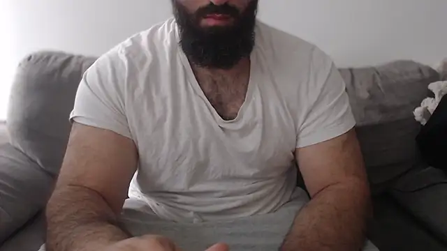 hugemachohandsome online show from June 16, 2026, 5:18 am
