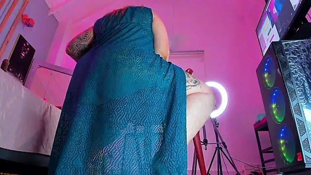 Miss Pawi online show from March 17, 2026, 8:45 pm