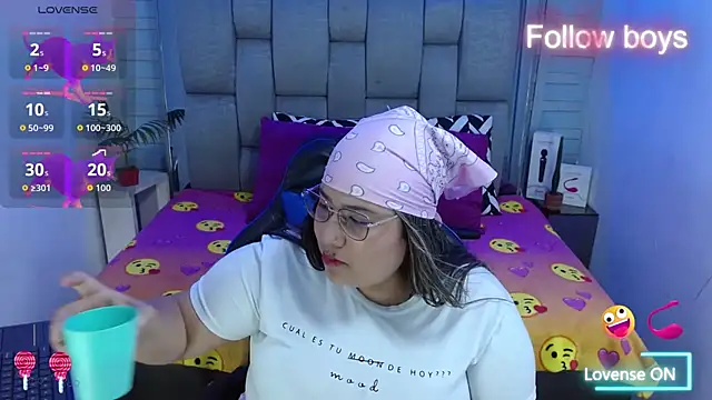 evelin zaens online show from December 14, 2025, 9:04 am