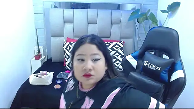 evelin zaens online show from June 28, 2026, 5:14 am