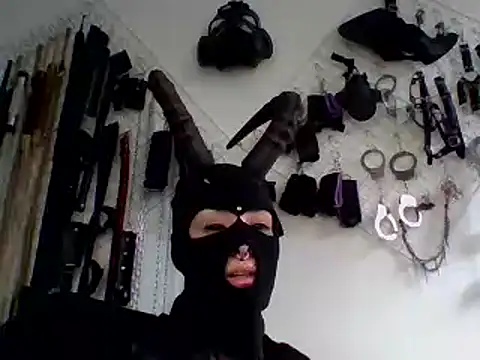 FeticheMacabre online show from January 3, 2025, 7:50 pm