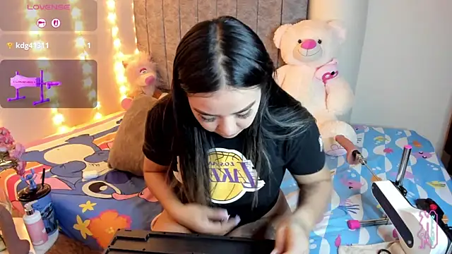 Snapshot of SaraCrow chatting on February 21, 2026, 5:09 am SaraCrow online show from February 21, 2026, 5:09 am