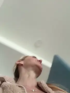 Snapshot of MessyNastyQueen chatting on February 27, 2025, 12:12 pm MessyNastyQueen online show from February 27, 2025, 12:12 pm