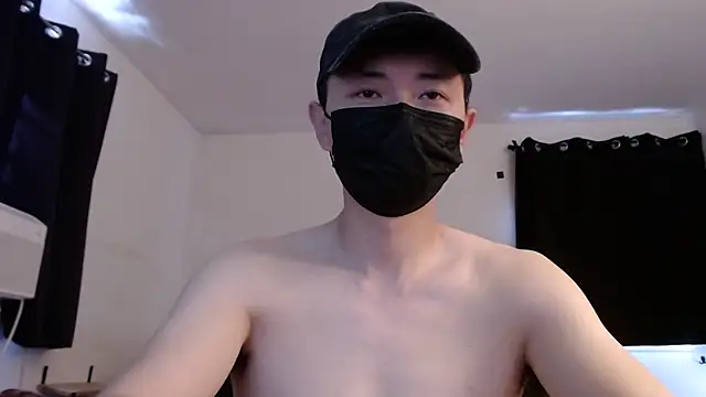 twbobo00715 online show from October 19, 2025, 5:48 pm