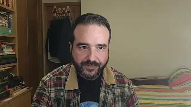 curiosillo83 online show from November 4, 2025, 3:38 pm