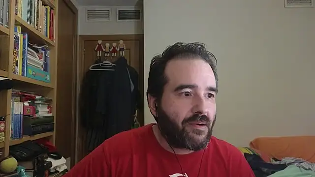 Snapshot of curiosillo83 chatting on July 19, 2026, 10:06 pm curiosillo83 online show from July 19, 2026, 10:06 pm