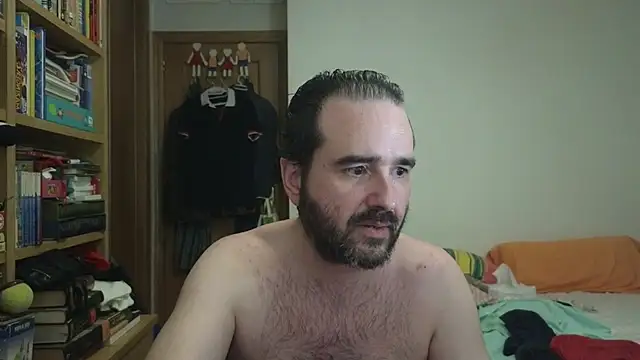 curiosillo83 online show from June 15, 2026, 1:39 am