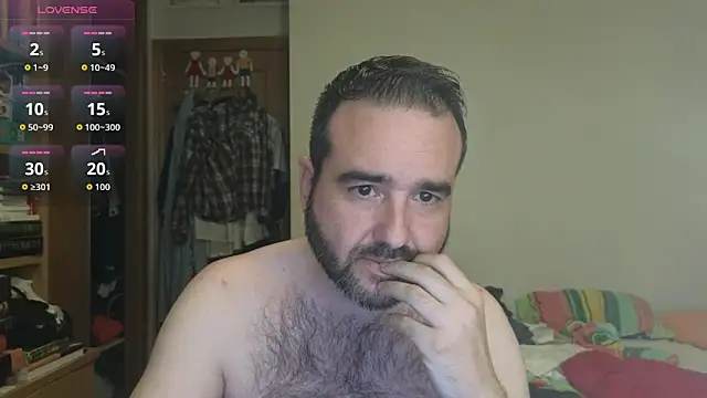 curiosillo83 online show from October 9, 2025, 1:44 pm