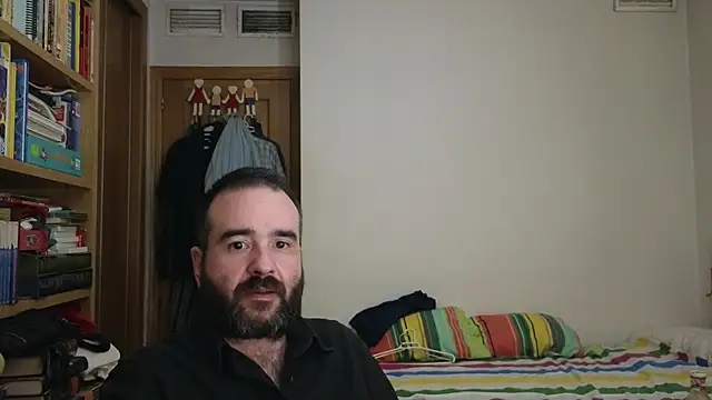 Snapshot of curiosillo83 chatting on August 1, 2026, 2:20 am curiosillo83 online show from August 1, 2026, 2:20 am