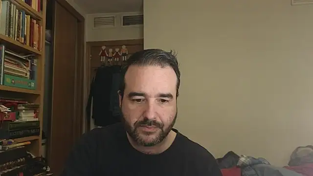 curiosillo83 online show from November 22, 2025, 4:39 pm