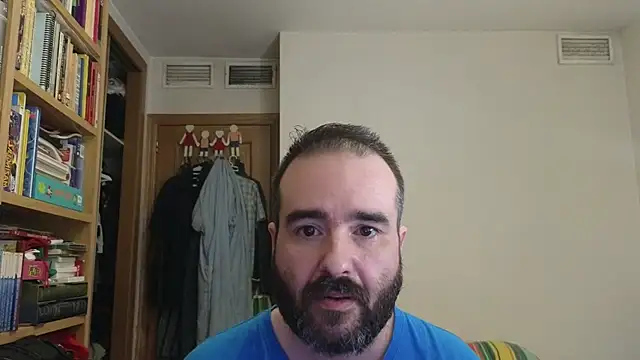 Snapshot of curiosillo83 chatting on August 2, 2026, 3:10 pm curiosillo83 online show from August 2, 2026, 3:10 pm