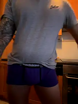 jouet75 online show from December 21, 2025, 3:36 pm