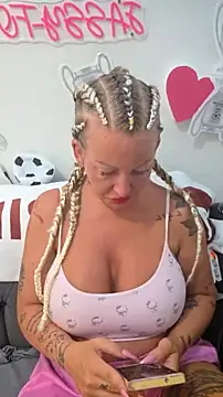 Jassy Foxy online show from July 7, 2026, 4:15 am