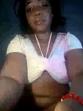 Snapshot of Sexypresh302 chatting on January 2, 2025, 9:00 am Sexypresh302 online show from January 2, 2025, 9:00 am