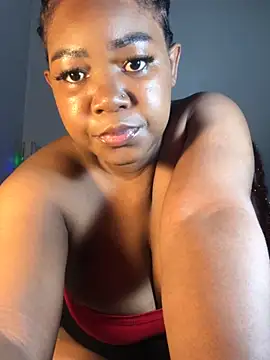 Snapshot of Sexypresh302 chatting on January 13, 2025, 12:41 am Sexypresh302 online show from January 13, 2025, 12:41 am