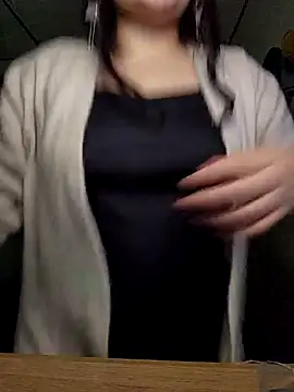 Sakura 0505 online show from March 20, 2025, 1:35 am