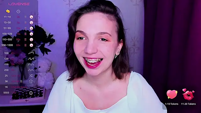 KindHazelHere  online show from March 20, 2026, 9:05 pm