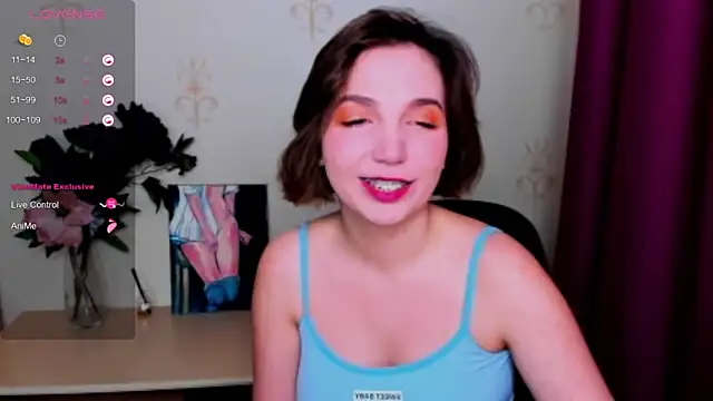 KindHazelHere  online show from October 7, 2025, 8:15 am