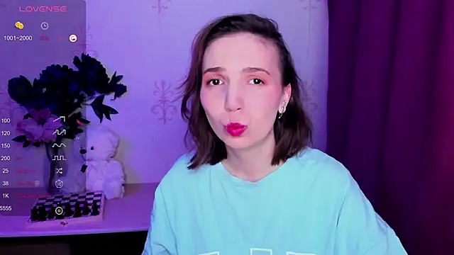 KindHazelHere  online show from March 21, 2026, 10:35 pm