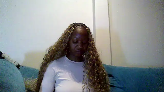 Hardnipples8 online show from May 3, 2026, 3:44 am