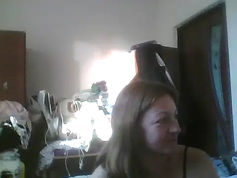 ShawnaAdams online show from July 28, 2026, 4:27 pm