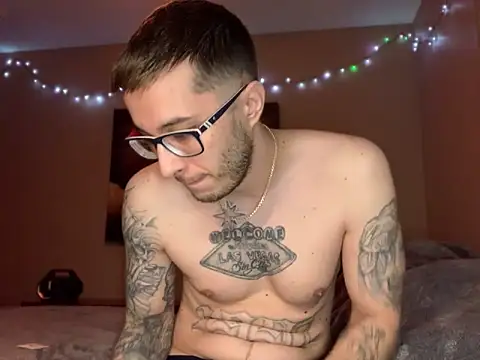 Snapshot of Bwcjoshbanks chatting on February 13, 2026, 4:45 am Bwcjoshbanks online show from February 13, 2026, 4:45 am