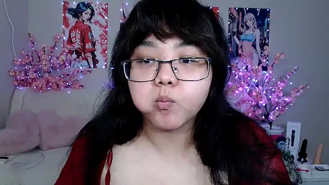 Moertomlly online show from April 30, 2026, 3:46 am