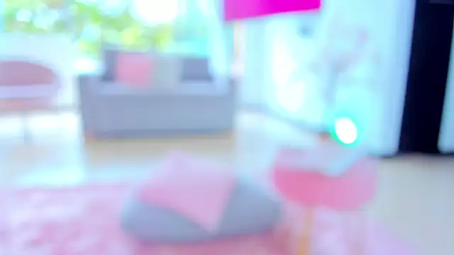 Sophi Jonnes online show from February 1, 2025, 4:32 pm