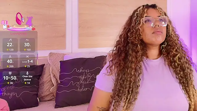  nickypurple  online show from September 23, 2025, 2:35 pm