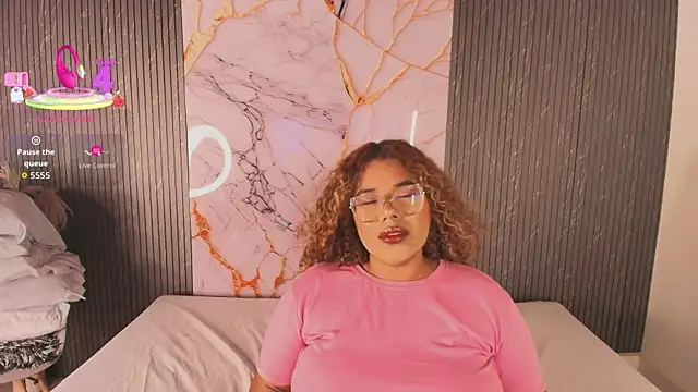  nickypurple  online show from February 8, 2026, 12:58 pm