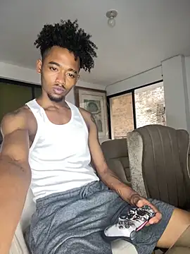 matatanlove online show from February 20, 2025, 10:48 pm