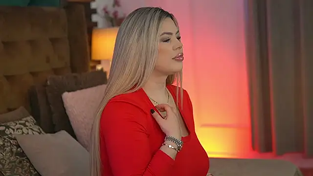 SophieBoobsX online show from February 22, 2026, 7:22 am