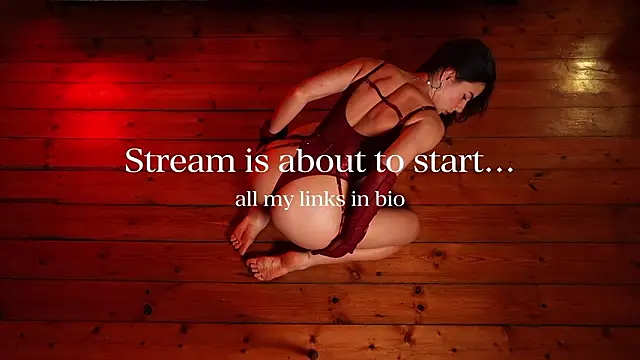 denise sweetbunny online show from March 12, 2026, 6:01 pm