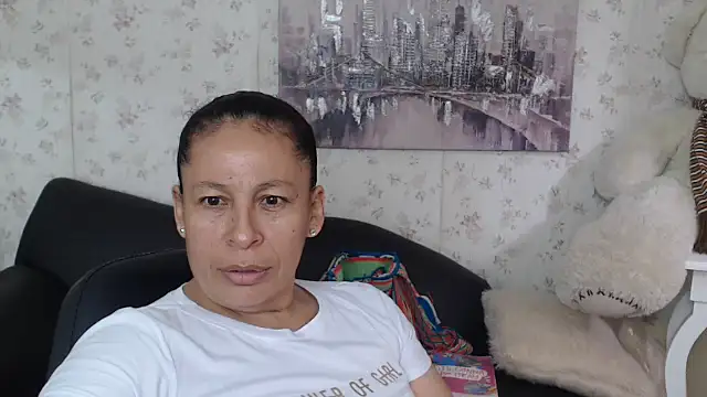mature martina online show from June 10, 2026, 9:16 pm