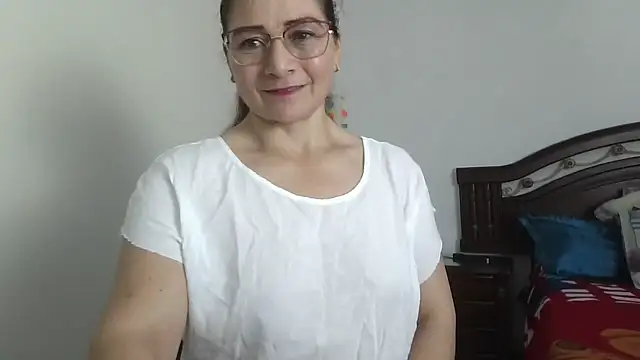 ruby-milf1 online show from December 12, 2024, 11:36 pm