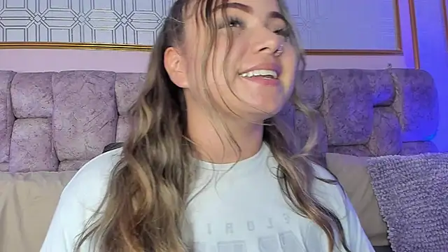 AnnyLopezz  online show from February 20, 2025, 9:44 am