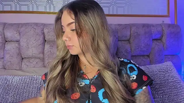 AnnyLopezz  online show from February 21, 2025, 4:29 am