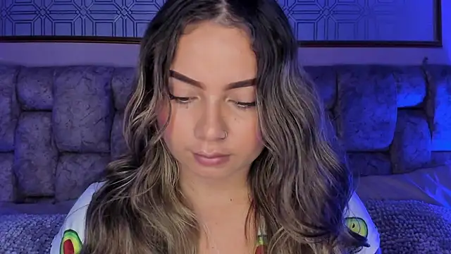 AnnyLopezz  online show from March 12, 2025, 3:46 am