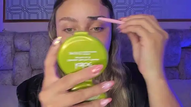 AnnyLopezz  online show from March 4, 2025, 9:51 am