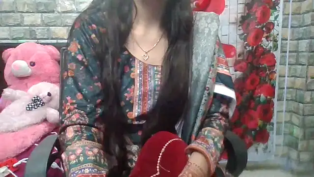 Snapshot of Sexy_iknoor chatting on February 19, 2026, 5:15 am Sexy iknoor online show from February 19, 2026, 5:15 am