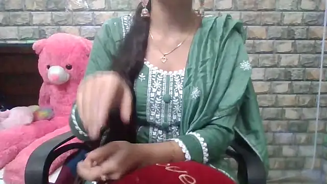 Snapshot of Sexy_iknoor chatting on February 5, 2026, 4:52 am Sexy iknoor online show from February 5, 2026, 4:52 am