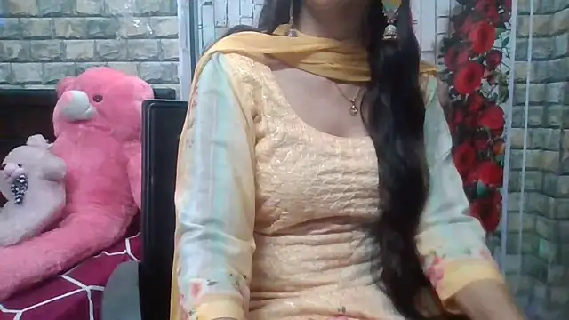 Snapshot of Sexy_iknoor chatting on March 7, 2026, 5:36 am Sexy iknoor online show from March 7, 2026, 5:36 am